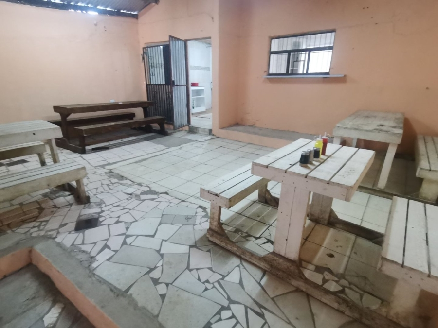  Bedroom Property for Sale in Kwa Nobuhle Eastern Cape